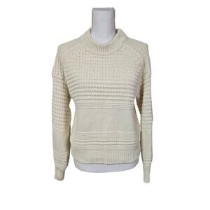 Universal Thread Cable Knit Sweater Size Medium Cream Neutral Classic Preppy
